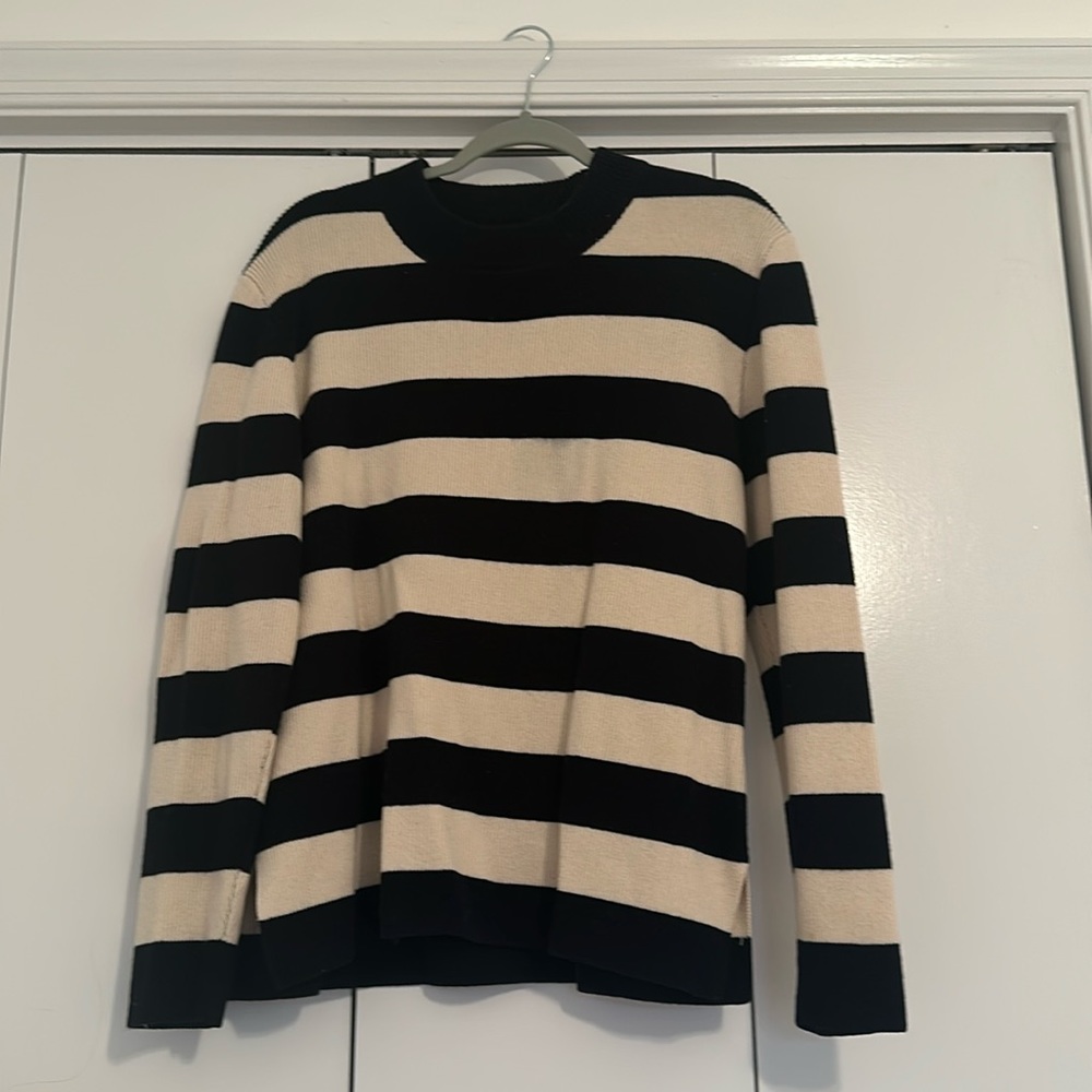 Gap by ami Small striped sweater